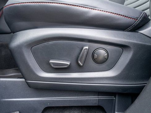 New 2026 Ford Explorer ST-Line image 38