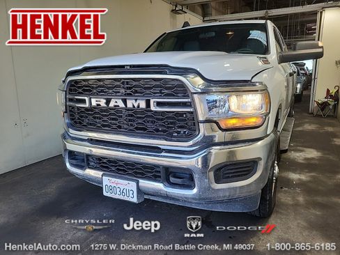 Used 2022 RAM 2500 Tradesman AWD/4WD image 1