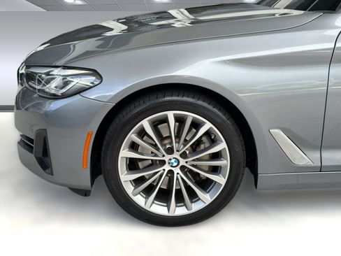 Used 2023 BMW 530i RWD image 13