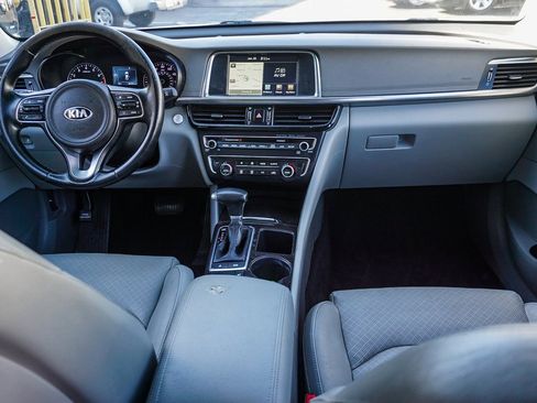 Used 2016 Kia Optima EX w/ Premium Package image 15