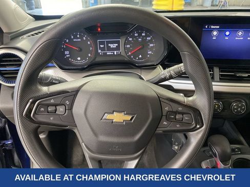 Used 2024 Chevrolet Trax LS FWD image 15