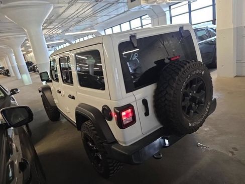 Used 2022 Jeep Wrangler Unlimited Sport AWD/4WD image 6