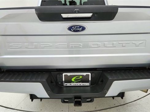 Used 2022 Ford F250 Lariat image 11