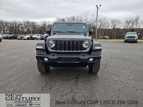 New 2025 Jeep Wrangler Unlimited Sport image 8