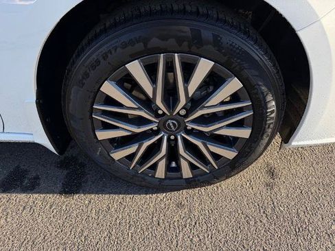 New 2026 Nissan Altima 2.5 SV AWD/4WD image 9