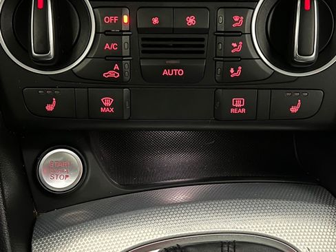 Used 2018 Audi Q3 2.0T Premium w/ Convenience Package image 17