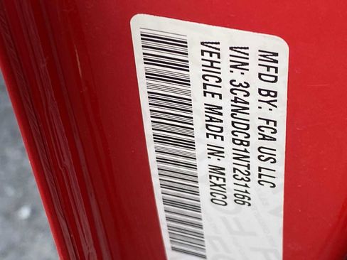 Certified 2022 Jeep Compass Limited image 32