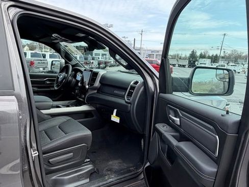 New 2026 RAM 1500 Big Horn AWD/4WD image 28