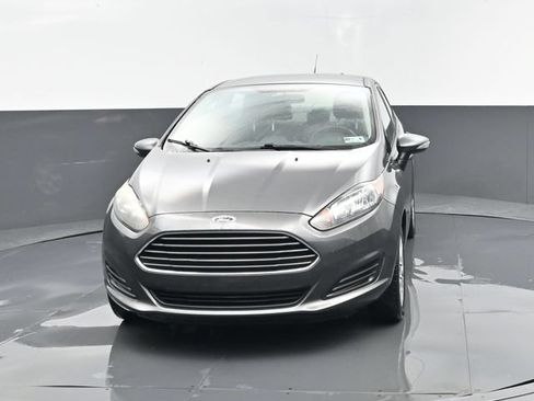 Used 2016 Ford Fiesta SE w/ Cold Weather Package FWD image 19
