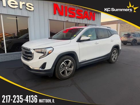 Used 2020 GMC Terrain SLT FWD image 1