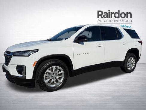 Used 2022 Chevrolet Traverse LS AWD/4WD image 3