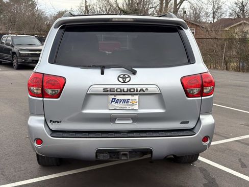 Used 2015 Toyota Sequoia SR5 image 18