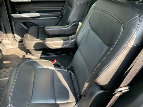 Used 2024 Ford Explorer Limited w/ Limited Technology Package AWD/4WD image 20
