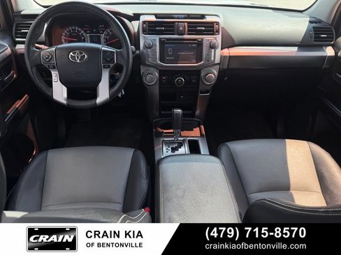 Used 2016 Toyota 4Runner SR5 Premium RWD image 25