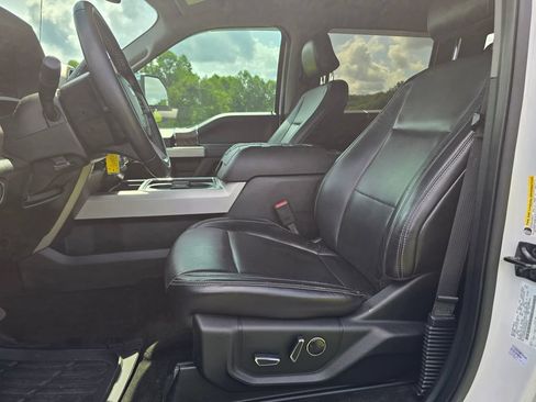 Used 2017 Ford F250 Lariat w/ Chrome Package AWD/4WD image 19