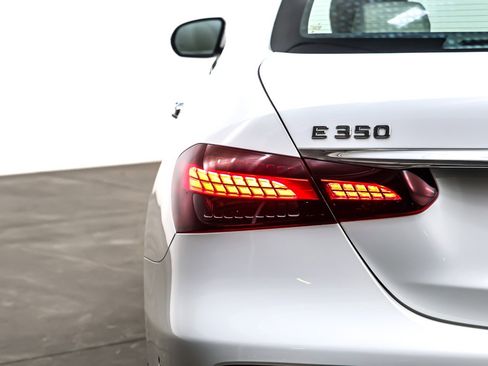Certified 2022 Mercedes-Benz E 350 Sedan image 17