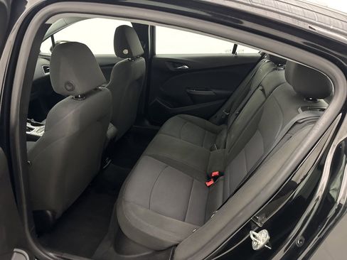 Used 2019 Chevrolet Cruze LT w/ LT Fleet Convenience Package image 27