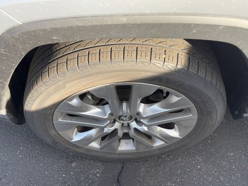 Certified 2019 Toyota RAV4 XLE Premium image 6