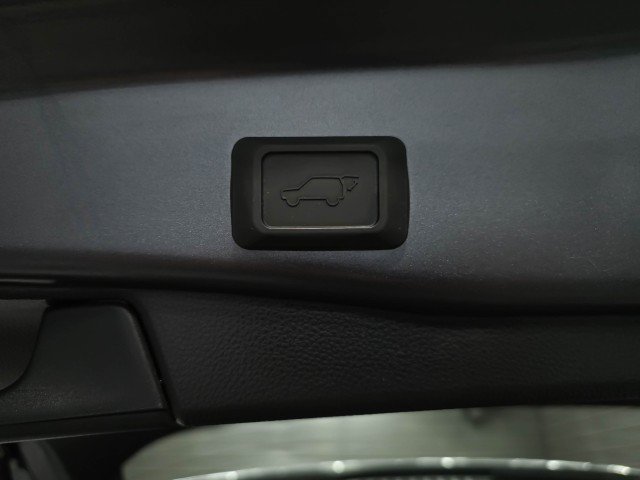 Used 2022 Toyota RAV4 XLE w/ Convenience Package AWD/4WD image 40