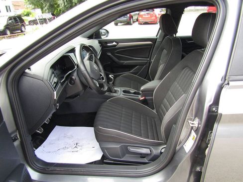 Used 2024 Volkswagen Jetta Sport FWD image 12