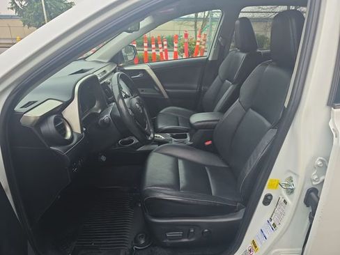 Used 2013 Toyota RAV4 Limited image 16