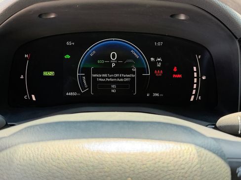 Used 2025 Toyota Camry LE FWD image 29