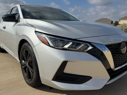 Used 2023 Nissan Sentra SV image 8