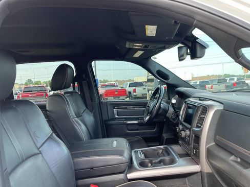 Used 2018 RAM 3500 Laramie Longhorn image 31