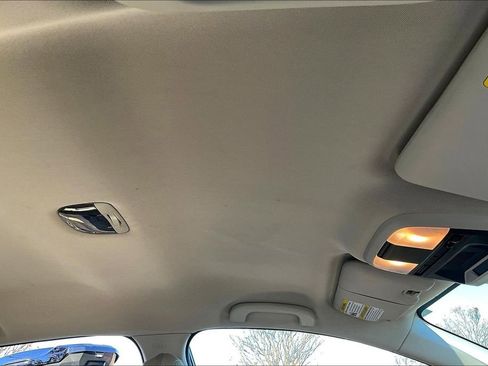 Used 2018 Subaru Impreza 2.0i image 25