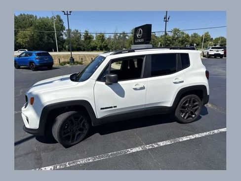 Used 2021 Jeep Renegade Latitude AWD/4WD image 1
