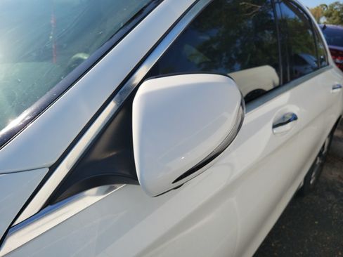 Used 2016 Mercedes-Benz C 300 Sedan image 9