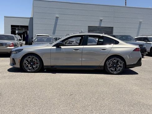 Used 2024 BMW i5 M60 w/ Premium Package AWD/4WD image 10
