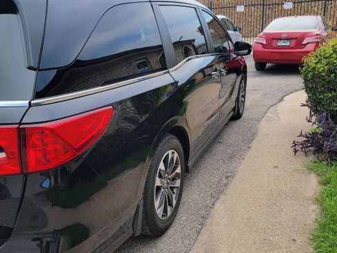 Used 2024 Honda Odyssey EX-L image 5
