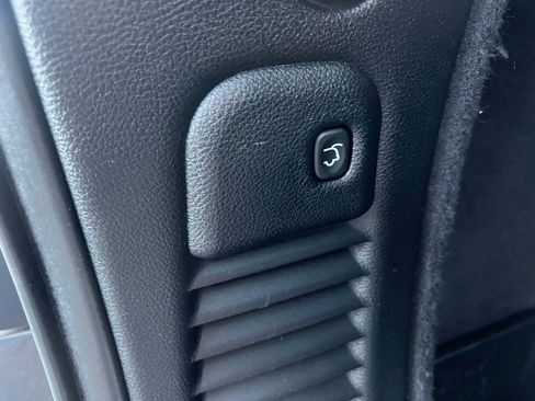 Used 2018 Dodge Durango R/T image 23