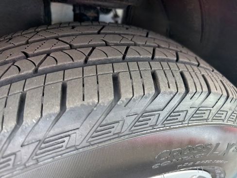 Used 2023 Chevrolet Blazer LT w/ Convenience Package image 33