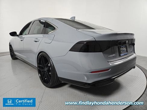 Used 2025 Honda Accord Touring image 4