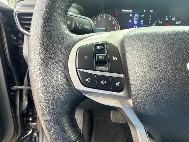 Used 2023 Ford Explorer XLT w/ Equipment Group 202A AWD/4WD image 28