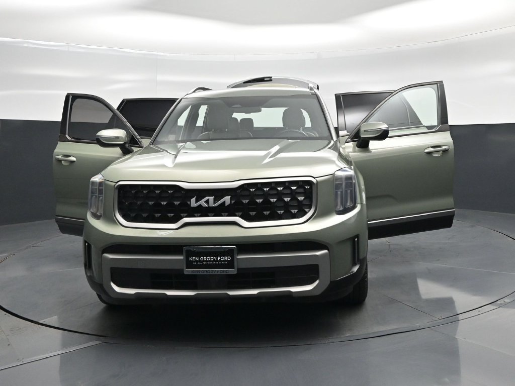 Used 2023 Kia Telluride EX X-Line AWD/4WD image 30