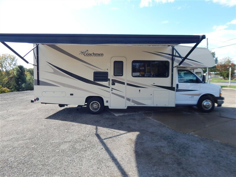 Used 2019 Chevrolet Express 4500 w/ RV Package RWD image 6