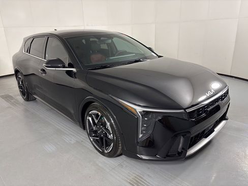 New 2026 Kia K4 EX FWD image 2
