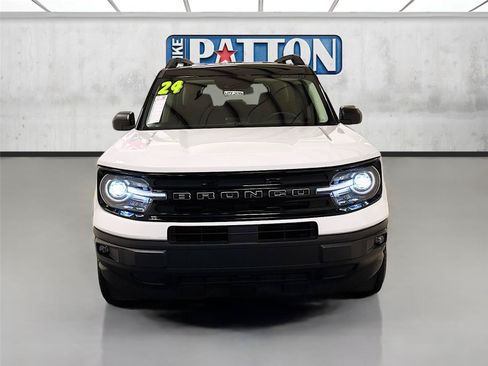 Used 2024 Ford Bronco Sport Outer Banks w/ Tech Package AWD/4WD image 2