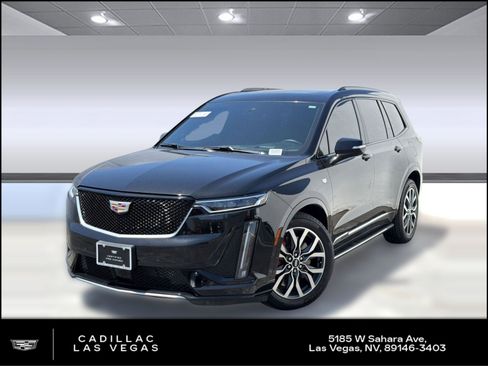 Certified 2022 Cadillac XT6 Sport w/ Platinum Package AWD/4WD image 1