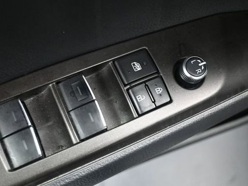 Used 2023 Toyota Camry XLE w/ Cold Weather Package image 7