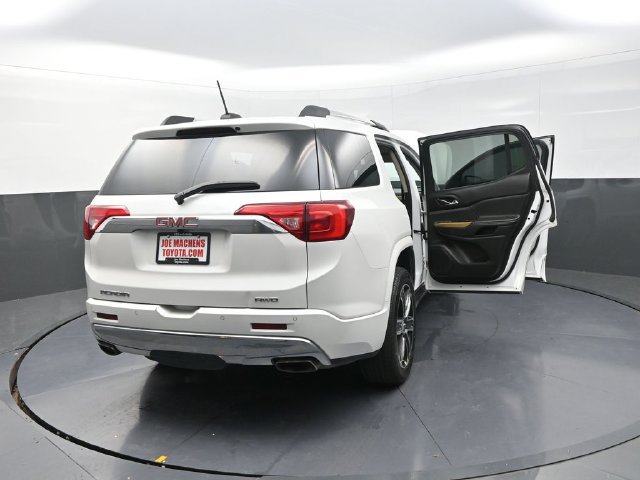 Used 2018 GMC Acadia Denali w/ Technology Package AWD/4WD image 43