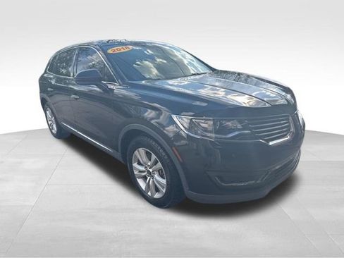 Used 2018 Lincoln MKX Premiere FWD image 3