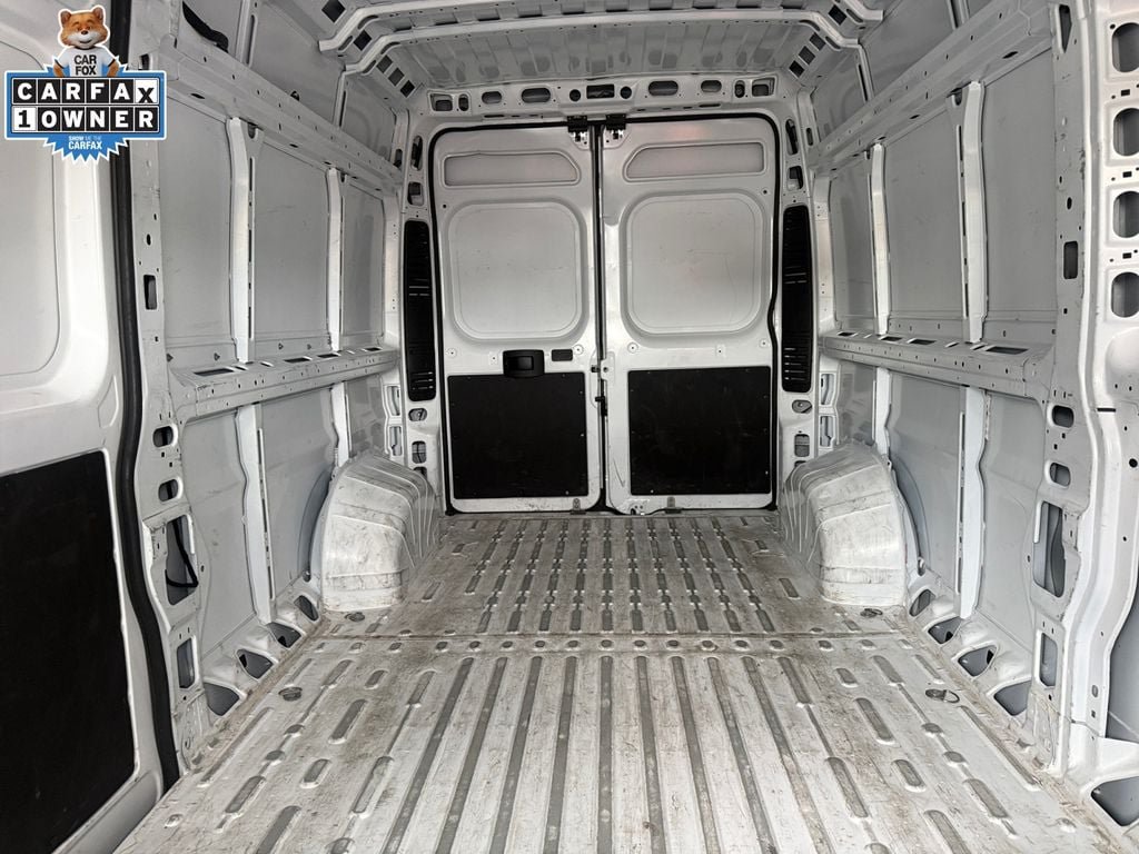 Used 2025 RAM ProMaster 2500 w/ Convenience Group FWD image 16