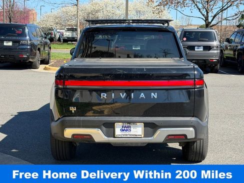 Used 2022 Rivian R1T Adventure image 7