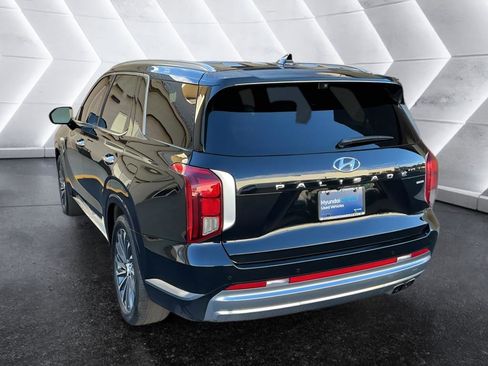 Used 2023 Hyundai Palisade Calligraphy w/ Cargo Package image 7