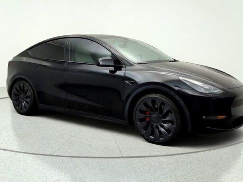 Used 2022 Tesla Model Y Performance AWD/4WD image 3