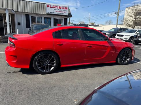 Used 2019 Dodge Charger Scat Pack image 9